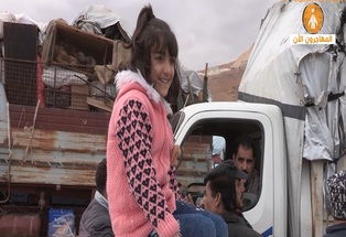المهاجرون الآن تواكب عودة لاجئين سوريين من لبنان إلى سوريا