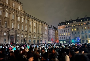 مهرجان الأنوار السنوي في ليون الفرنسية يخطف الأضواء من باريس