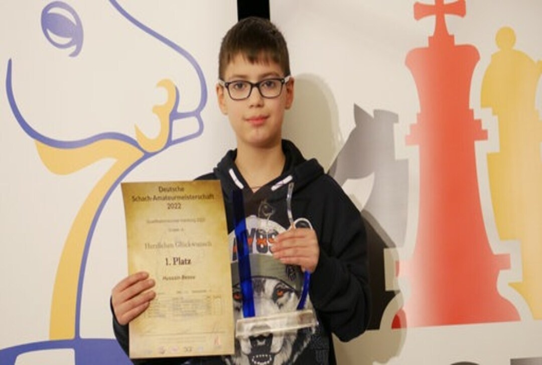 طفل سوري مهاجر.. أصغر لاعب في التاريخ بمنتخب ألمانيا للشطرنج