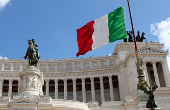 أعلى محكمة بإيطاليا تصدر قراراً مصيرياً بشأن إعادة المهاجرين لليبيا