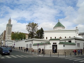 مسجد باريس الكبير يعلن عن يوم عيد الفطر في فرنسا
