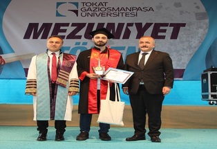 طلاب سوريون يتفوقون في الجامعات التركية