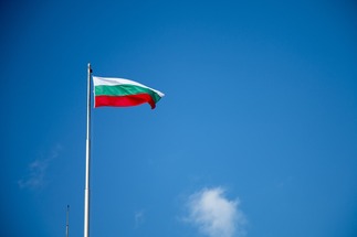 بلغاريا واليوروبول يفككان خلية لتهريب المهاجرين