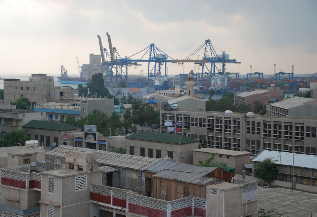 [صحيفة أيرلندية تكشف وثيقة مسربة.. البرهان يبحث عن شرعية جديدة من بورتسودان إلى الرياض وأنقرة